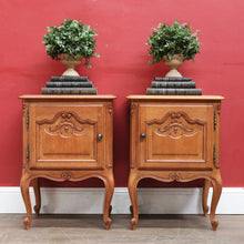 Load image into Gallery viewer, A Pair of Vintage French Oak Single Door Bedside Lamp Table Cabinets B12831

