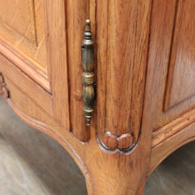 Load image into Gallery viewer, A Pair of Vintage French Oak Single Door Bedside Lamp Table Cabinets B12831
