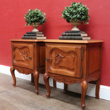 Load image into Gallery viewer, Pair of Vintage French Oak Single Door Bedside or Side Lamp Table B13014

