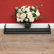 Load image into Gallery viewer, Vintage Black Cast Iron Fire Fender – Decorative Fireplace Guard. B12593
