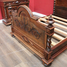Load image into Gallery viewer, An impressive Antique French Walnut Queen Size Bed - Head, Foot, Rail and Slats B13017
