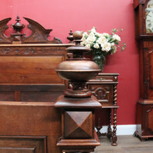Load image into Gallery viewer, An impressive Antique French Walnut Queen Size Bed - Head, Foot, Rail and Slats B13017
