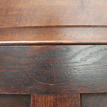 Load image into Gallery viewer, An impressive Antique French Walnut Queen Size Bed - Head, Foot, Rail and Slats B13017
