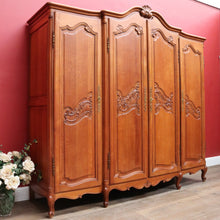Load image into Gallery viewer, Antique French oak wardrobe / armoire with breakfront centre and fitted interior. B12722
