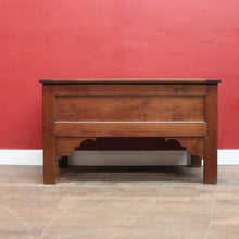 Load image into Gallery viewer, Antique French oak mule chest or blanket box circa 1850. B13027
