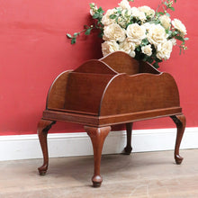 Load image into Gallery viewer, Antique Australian maple magazine rack or music Canterbury. B13026
