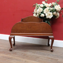 Load image into Gallery viewer, Antique Australian maple magazine rack or music Canterbury. B13026
