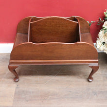 Load image into Gallery viewer, Antique Australian maple magazine rack or music Canterbury. B13026
