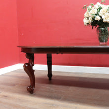 Load image into Gallery viewer, Vintage English Mahogany Dining Table with Two Extension Leaves Circa 1940. B13025
