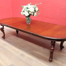 Load image into Gallery viewer, Vintage English Mahogany Dining Table with Two Extension Leaves Circa 1940. B13025
