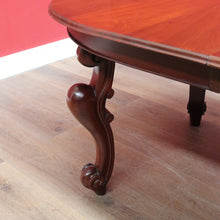 Load image into Gallery viewer, Vintage English Mahogany Dining Table with Two Extension Leaves Circa 1940. B13025
