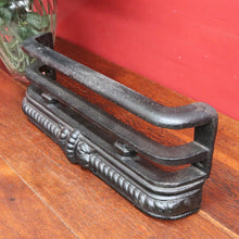Load image into Gallery viewer, Antique Victorian Cast Iron Fire Fender with Decorative Rope and Scroll Detail. B12953
