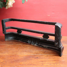 Load image into Gallery viewer, Antique Victorian Cast Iron Fire Fender with Decorative Rope and Scroll Detail. B12953
