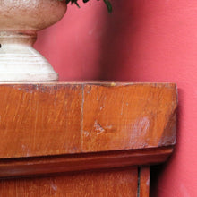Load image into Gallery viewer, Antique Australian Cedar Chest of Eight Drawers with Original Mother of Pearl Handles. B13043
