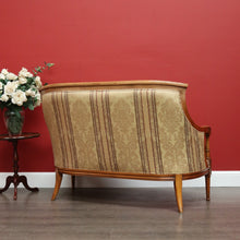 Load image into Gallery viewer, x SOLD Vintage French Settee, 2 Seat Sofa, Lounge, Vintage Hall Chair Gold and Burgundy. B10443

