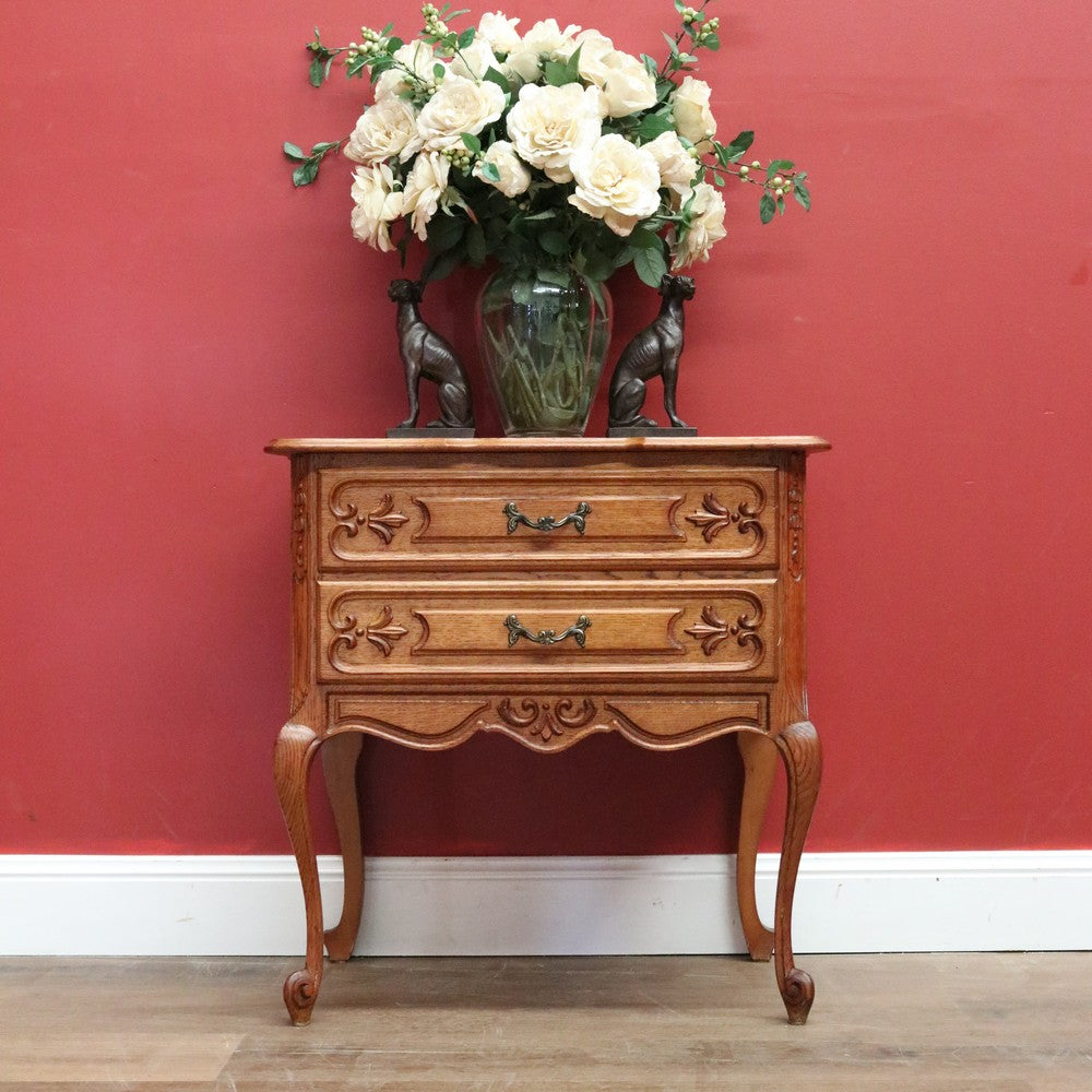 French Chest of Drawers, Side or Lamp Cabinet, Large Bedside Cabinet or Chest B10939