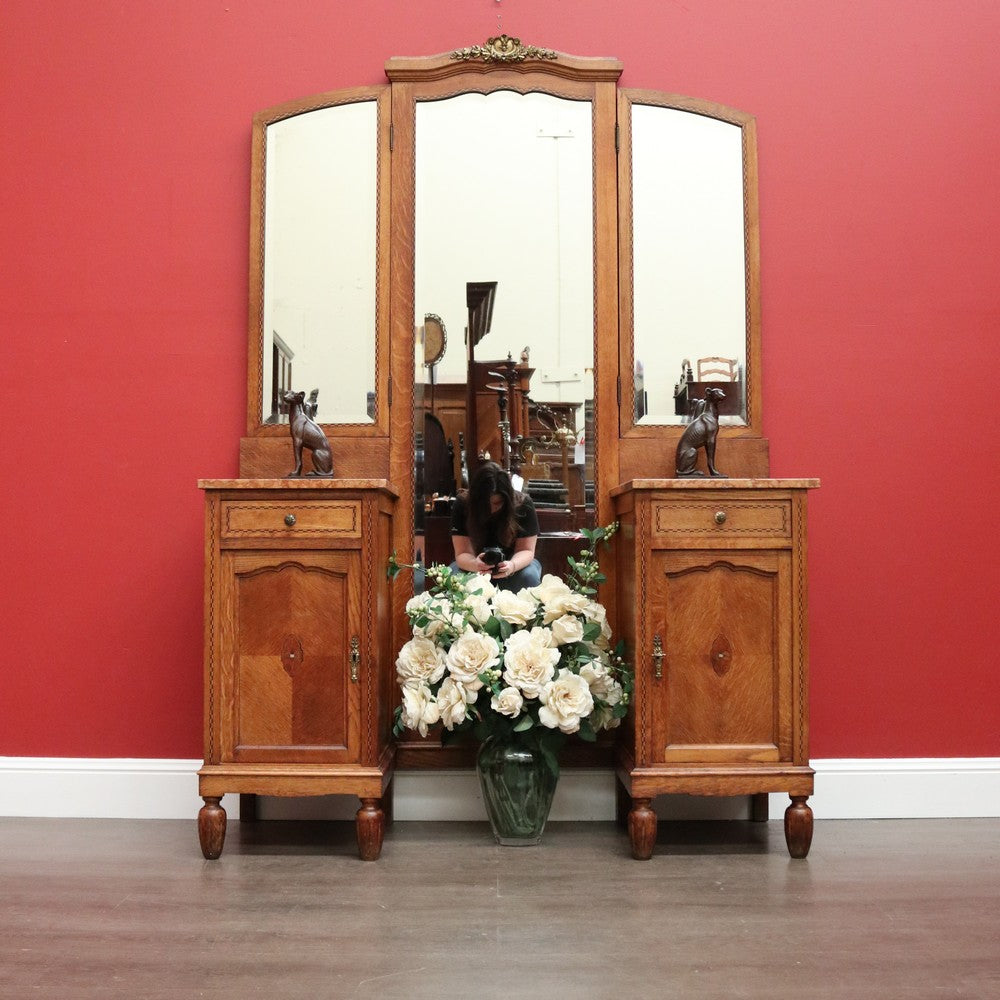 Dressing Table, Antique French Oak and Bevelled Mirror Dressing Table Dresser B10469
