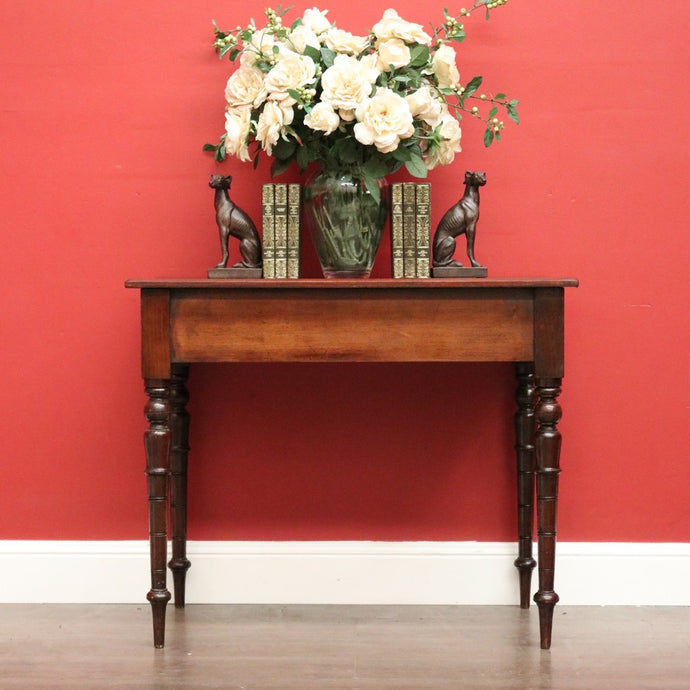 Antique English Lamp Table. English Mahogany Side Table, Coffee  or Hall Table