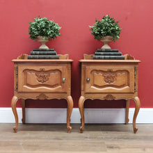 Load image into Gallery viewer, Pair of Vintage French Bedside Table, Lamp Tables, Side Tables, Bedside Cabinets B10886
