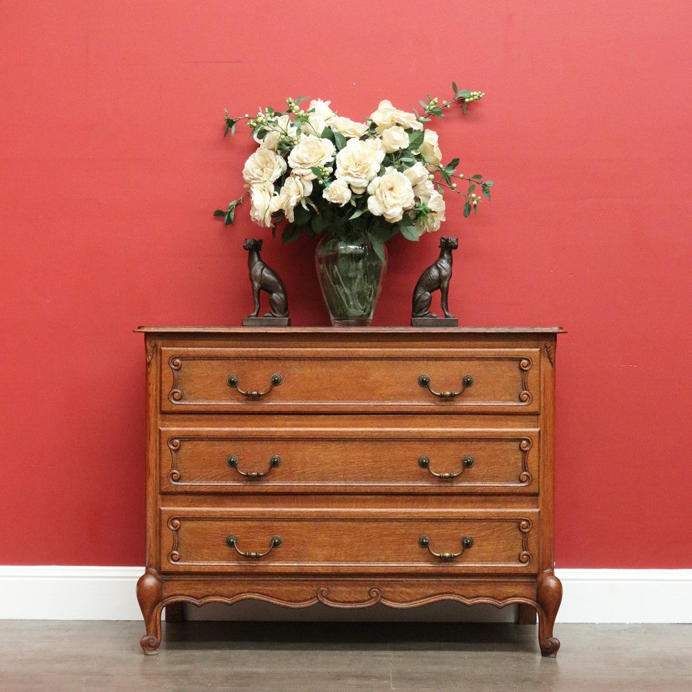 Vintage French Chest of Drawers, Hall Cabinet Lamp Side Cupboard with 3 Drawers B10208