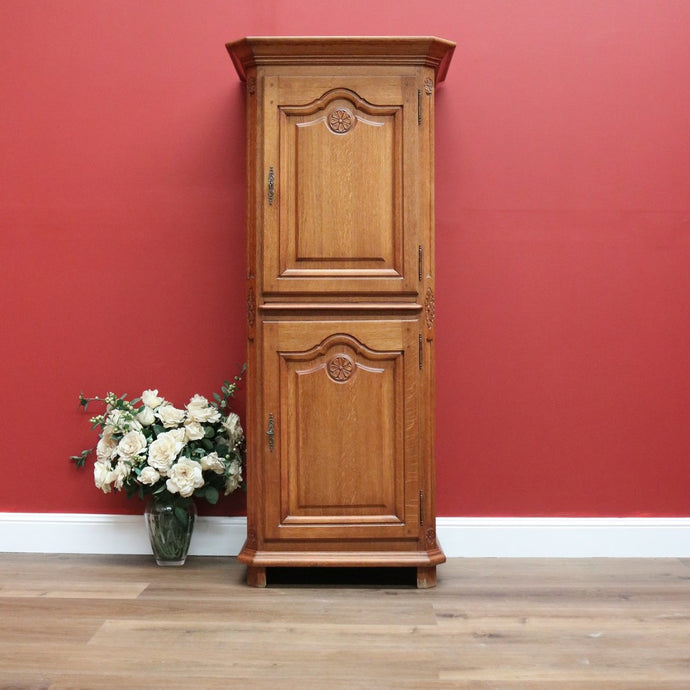 Vintage French Drinks Cabinet Pantry Cupboard, Hall Cabinet, Pull out Glass Tray B10534