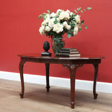 Load image into Gallery viewer, x SOLD Vintage French Mahogany Cabriole Leg Shaped Top Coffee Lamp side Table B10692
