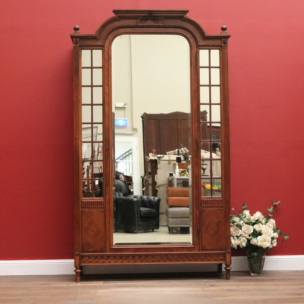 Antique French Walnut Wardrobe, Armoire.  Walnut and Mirror Linen Press Cabinet B10834