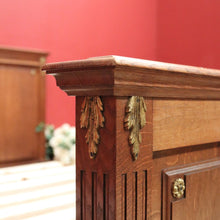 Load image into Gallery viewer, x SOLD Antique French Oak Bed Double Bed Head Foot and Side rails with slats. B10846
