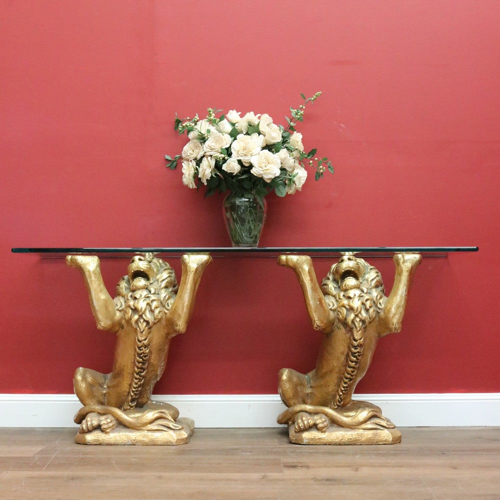 Vintage Italian Gilt Lion Pedestal Hall Table, Console Table, Sofa or Side Table B10993