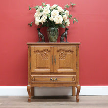 Load image into Gallery viewer, Vintage French Sideboard, Hall Cupboard, 2 Door, Single Drawer, Bedside Cabinet B10515
