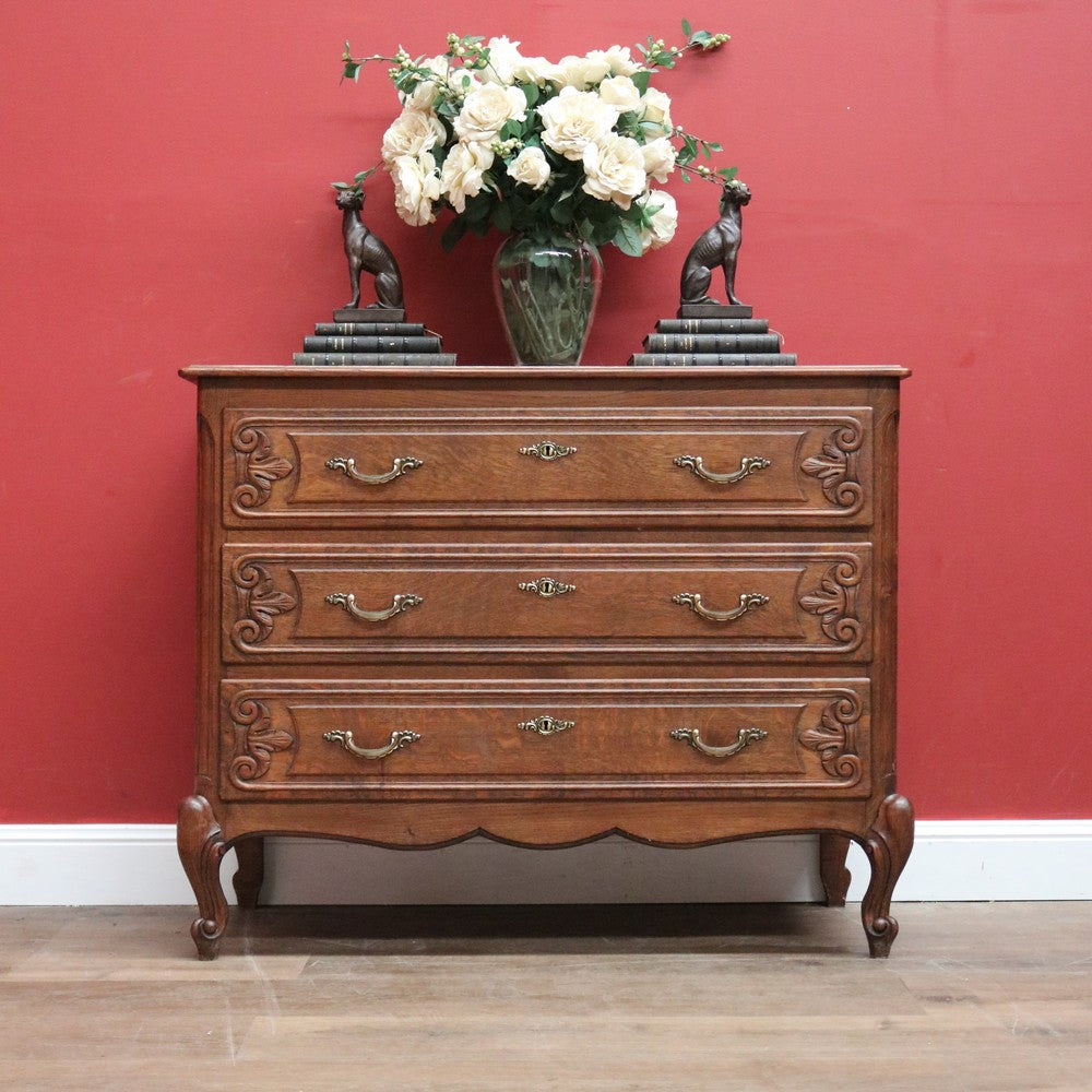 French Chest of Drawers Vintage Hall Cupboard with Three Drawer Oak Hall Cabinet B10929