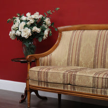 Load image into Gallery viewer, x SOLD Vintage French Settee, 2 Seat Sofa, Lounge, Vintage Hall Chair Gold and Burgundy. B10443
