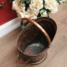 Load image into Gallery viewer, Antique Copper Coal Scuttle, Kindling Holder Water Bucket or Pitcher with Handle B11020
